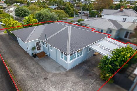 Photo of property in 7 Knight Avenue, Mount Albert, Auckland, 1025
