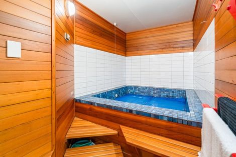 Photo of property in 36 Pioneer Crescent, Helensburgh, Dunedin, 9010