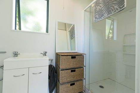 Photo of property in 13 Te Paerahi Road, Porangahau, 4293