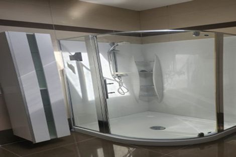 Photo of property in 186 Boord Crescent, Kumeu, 0891