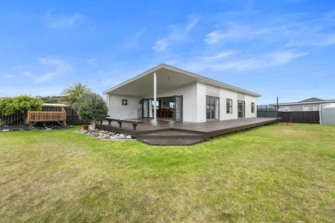 Photo of property in 1 Spinifex Road, Mangawhai Heads, Mangawhai, 0505
