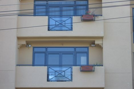 Photo of property in 1b/7-11 Bute Road, Browns Bay, Auckland, 0630