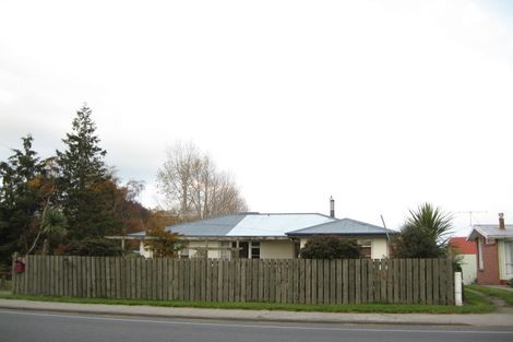 Photo of property in 261 Clyde Street, Balclutha, 9230