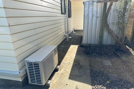 Photo of property in 14a Mexted Terrace, Tawa, Wellington, 5028