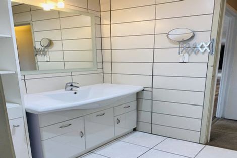 Photo of property in 3 Pinehurst Place, Wattle Downs, Auckland, 2103