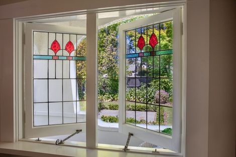 Photo of property in 16 Selwyn Crescent, College Estate, Whanganui, 4500