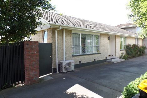 Photo of property in 17 Mckellar Place, Hornby, Christchurch, 8042