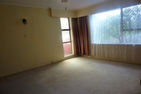 Photo of property in 2/23 Fairview Road, Papatoetoe, Auckland, 2025