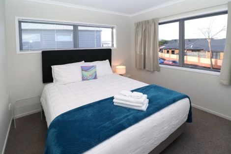 Photo of property in 1/5 Jones Crescent, Melville, Hamilton, 3206