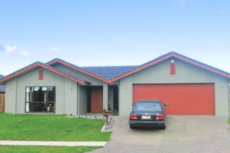 Photo of property in 61 Sapperton Drive, Henderson, Auckland, 0612