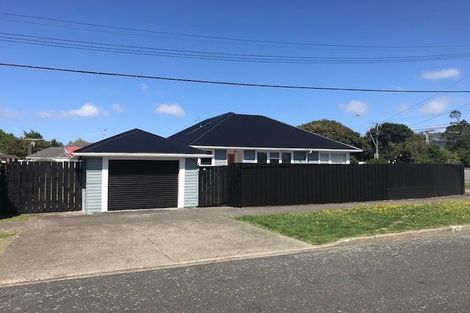 Photo of property in 976 High Street, Avalon, Lower Hutt, 5011
