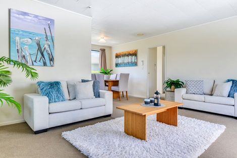 Photo of property in 15a Vernall Street, Nawton, Hamilton, 3200