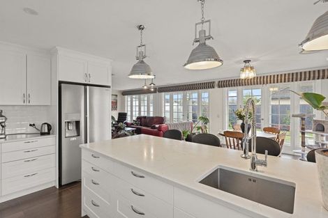 Photo of property in 129 Mays Road, St Albans, Christchurch, 8052