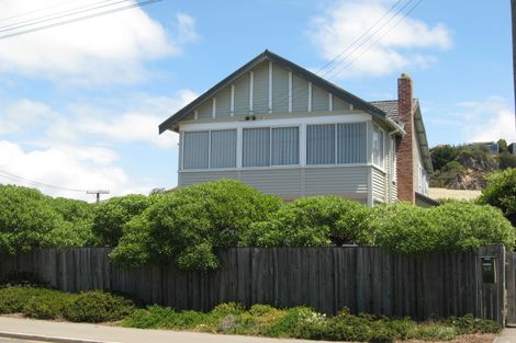 Photo of property in 50 Esplanade, Sumner, Christchurch, 8081