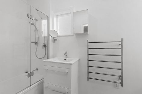 Photo of property in 23 Trent Street, Island Bay, Wellington, 6023