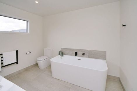 Photo of property in 14 Ardrossan Way, Tai Tapu, 7672