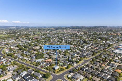 Photo of property in 92 Moore Street, Howick, Auckland, 2014