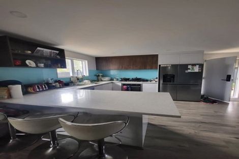 Photo of property in 64 Tudor Road, Henderson, Auckland, 0610