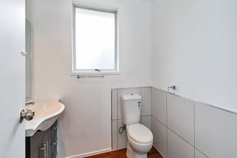 Photo of property in 16a Mclean Avenue, Papatoetoe, Auckland, 2025