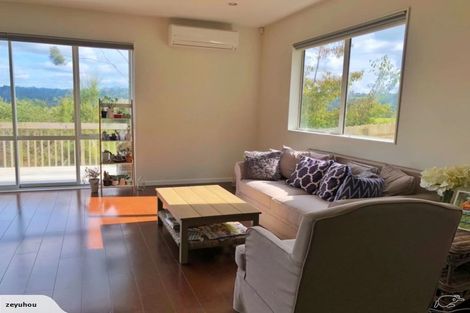 Photo of property in 113 Laurel Oak Drive, Schnapper Rock, Auckland, 0632