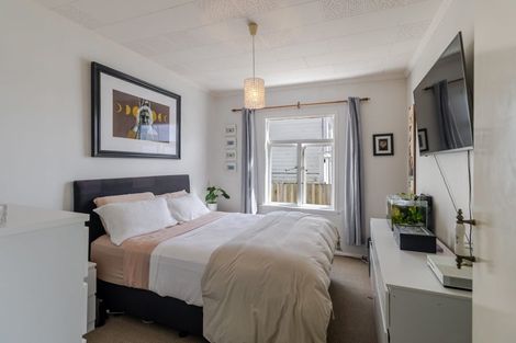 Photo of property in 161 Marine Parade, Mount Maunganui, 3116