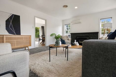 Photo of property in 10 Jarmey Place, Mangakakahi, Rotorua, 3015