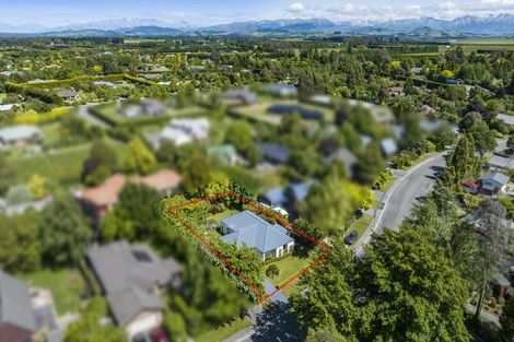 Photo of property in 30 Oakden Drive, Darfield, 7510