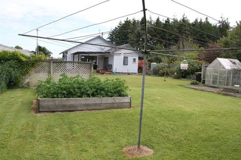 Photo of property in 5 Mcvicar Street, Tuatapere, 9620