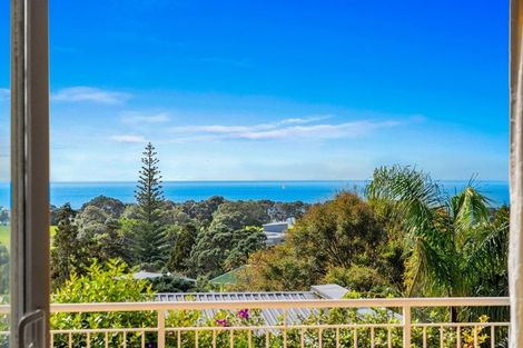 Photo of property in 3/56 Castor Bay Road, Castor Bay, Auckland, 0620