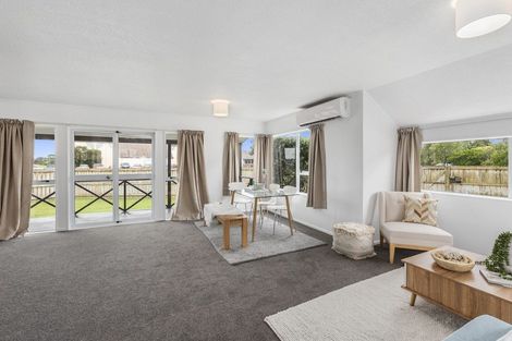 Photo of property in 2 Rosewood Place, Paraparaumu, 5032
