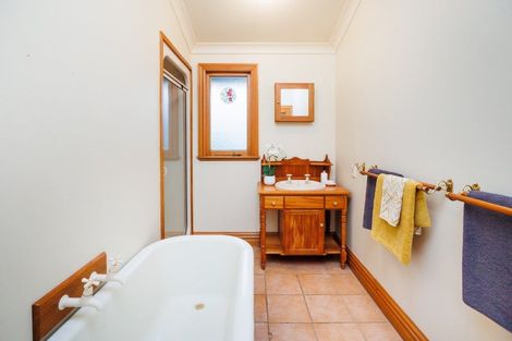 Photo of property in 4 Regent Street, Palmerston North, 4414
