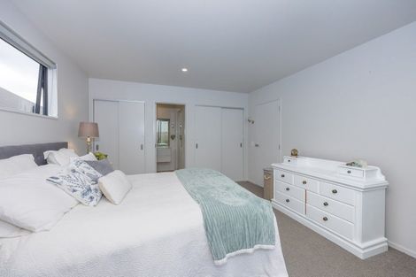 Photo of property in 16 Mount Burke Street, Wanaka, 9305