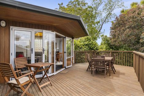 Photo of property in 51 Kingswood Road, Brookfield, Tauranga, 3110