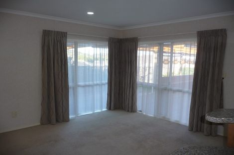 Photo of property in 4 Ballyroney Place, East Tamaki, Auckland, 2013
