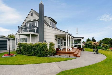 Photo of property in 5 Grace Crescent, Richmond Heights, Taupo, 3330
