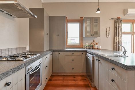 Photo of property in 715 Southland Road, Raureka, Hastings, 4120