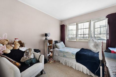 Photo of property in 1/20 Takutai Avenue, Bucklands Beach, Auckland, 2012