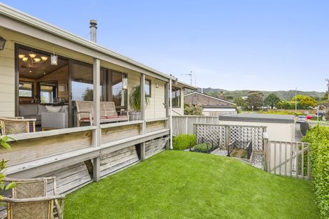 Photo of property in 41 Raumati Road, Raumati Beach, Paraparaumu, 5032