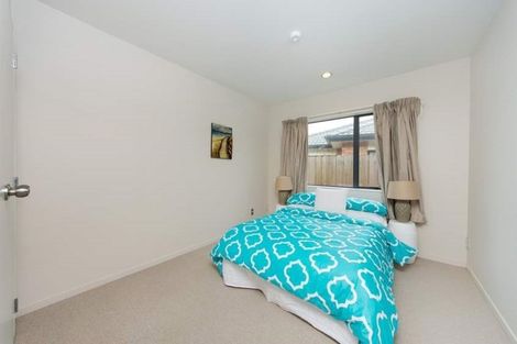 Photo of property in 31 South Kensington Way, Henderson, Auckland, 0612