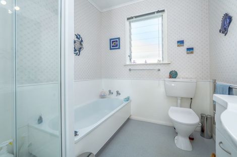 Photo of property in 64 East Street, Greytown, 5712