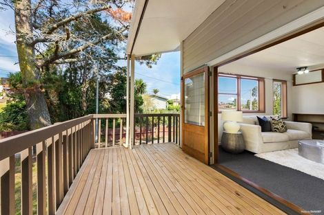 Photo of property in 72 Shoreham Street, Avondale, Auckland, 0600