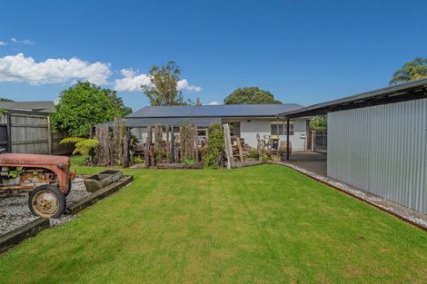 Photo of property in 75 Robinson Road, Whitianga, 3510