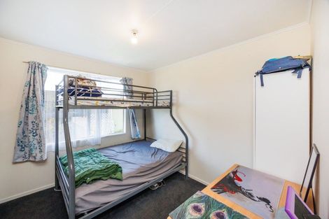 Photo of property in 48 Somerset Crescent, Highbury, Palmerston North, 4412
