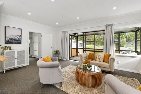 Photo of property in 44 The Drive, Tawa, Wellington, 5028