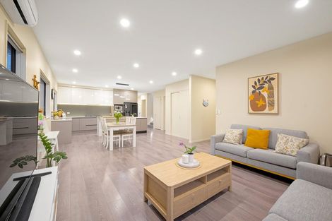 Photo of property in 17 Toanui Road, Hobsonville, Auckland, 0616