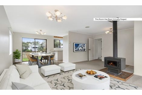 Photo of property in 20 Harbour Crest Drive, Waiuku, 2123