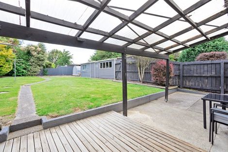 Photo of property in 12 Holloway Street, Waikiwi, Invercargill, 9810