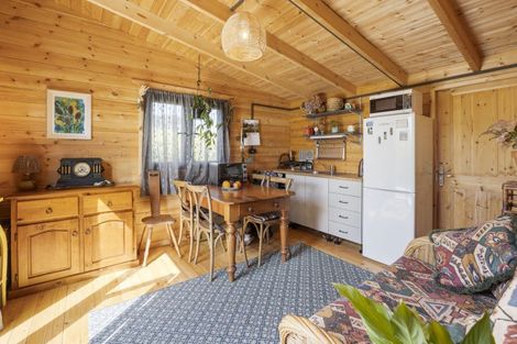 Photo of property in 10 King Street, Opunake, 4616