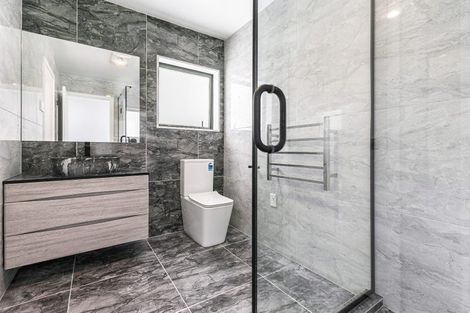 Photo of property in 84 Godley Road, Green Bay, Auckland, 0604