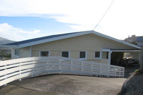 Photo of property in 37 Woodvale Grove, Fairfield, Lower Hutt, 5011
